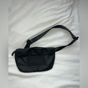 🖤BLACK ALOHA COLLECTION BELT BAG